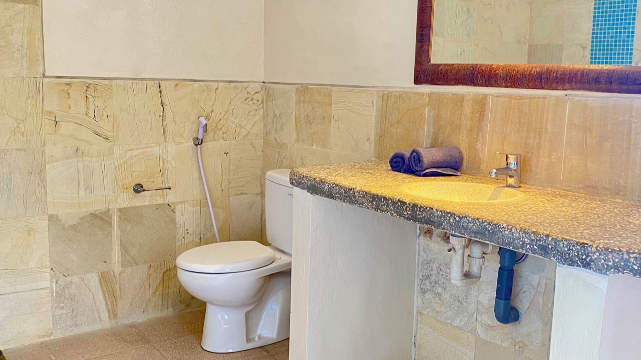 Photo of Bathroom in Jungut Batu