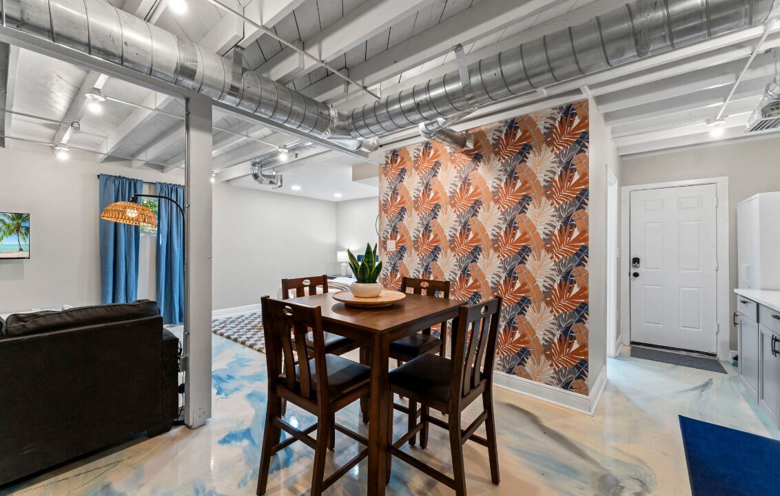 Photo of Others in Murray Hill