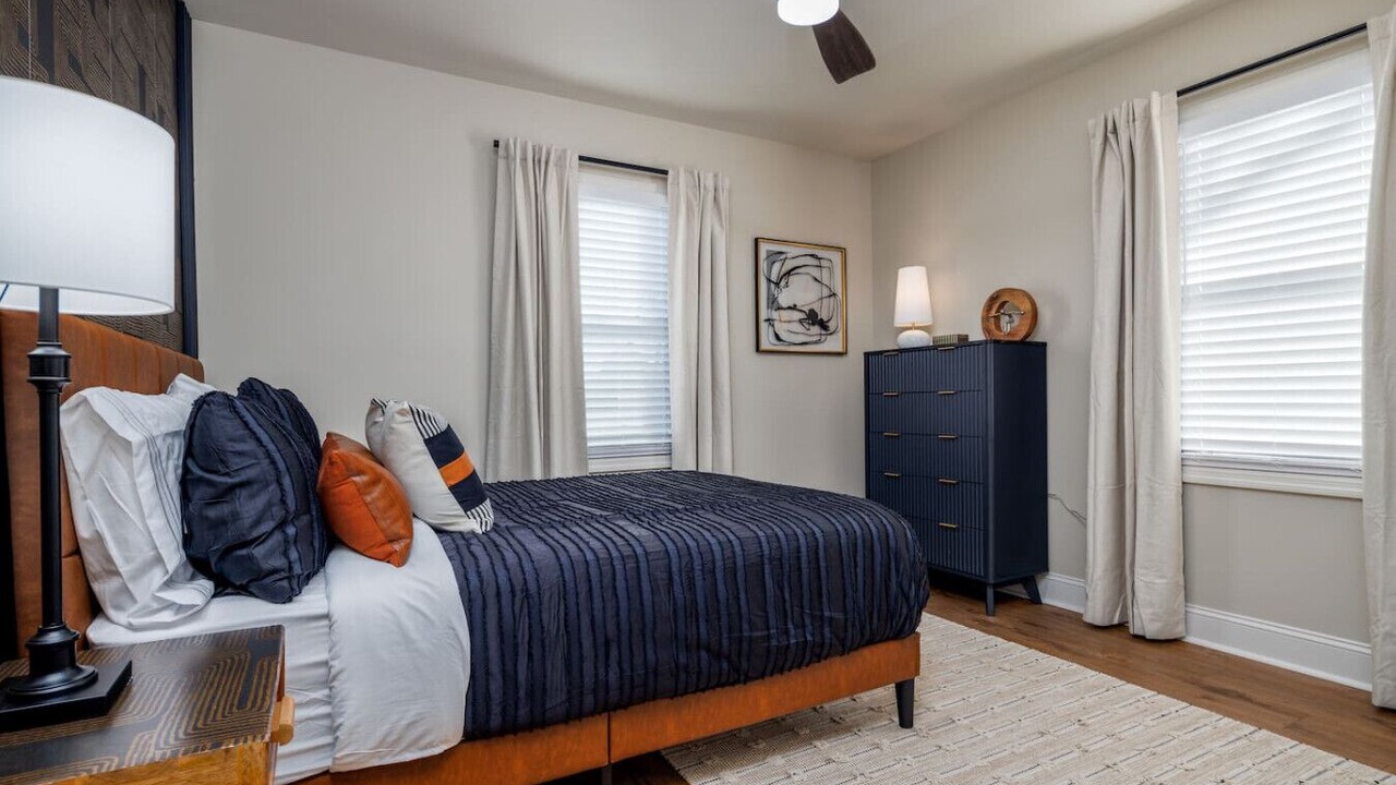 Photo of Bedroom in Normal