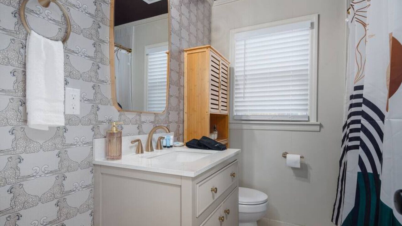 Photo of Bathroom in Normal