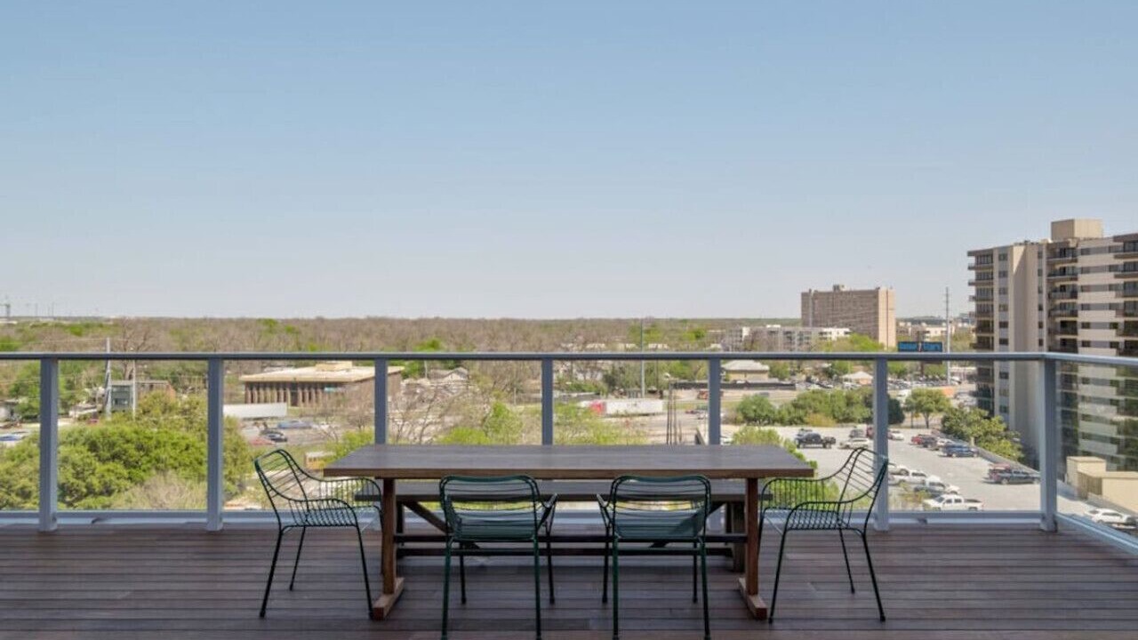 Photo of Outdoor in Rainey Street Historic District
