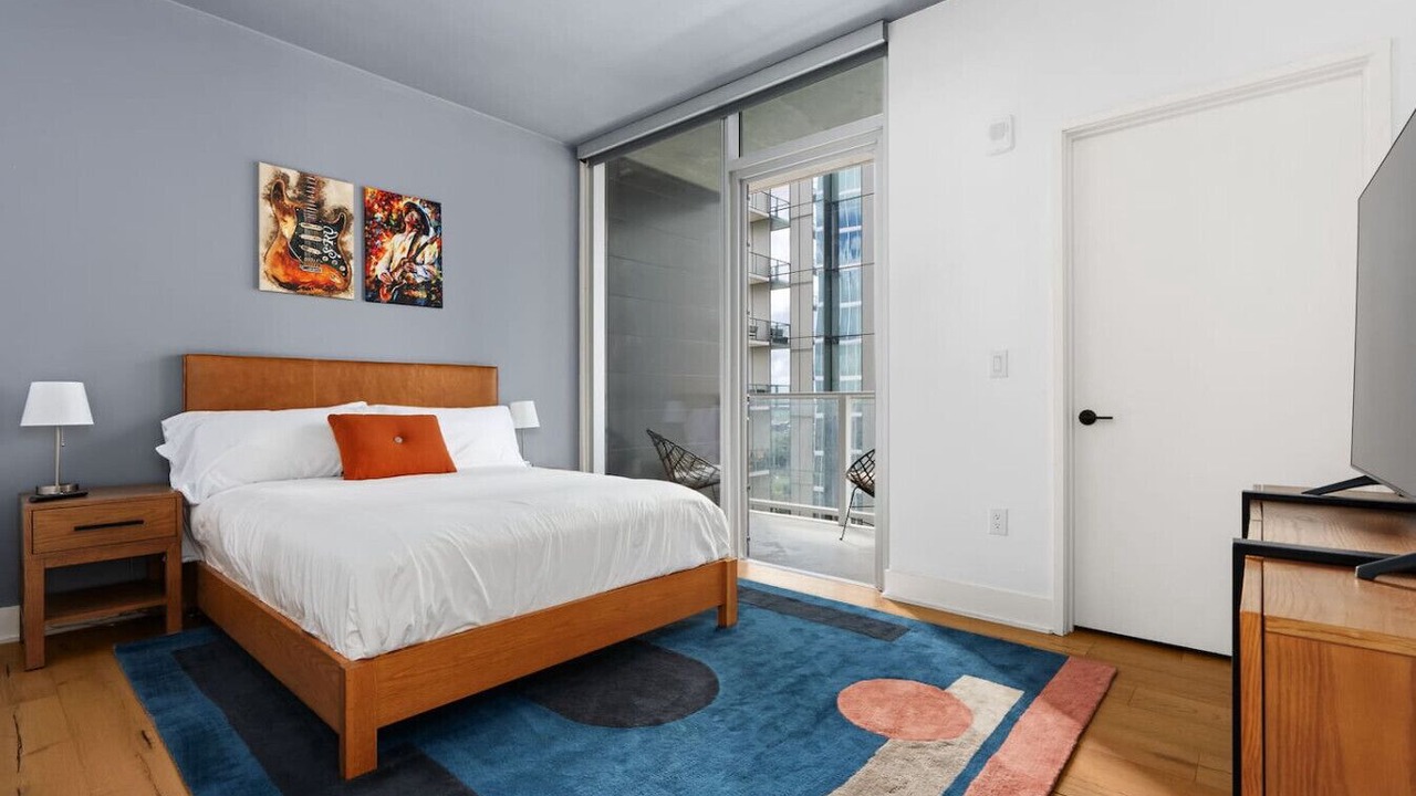Photo of Bedroom in Rainey Street Historic District
