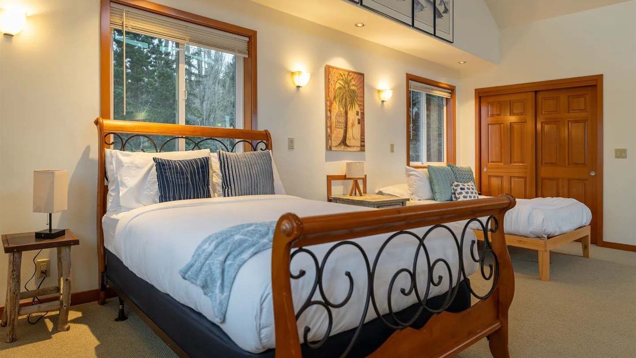 Photo of Others in Kingston