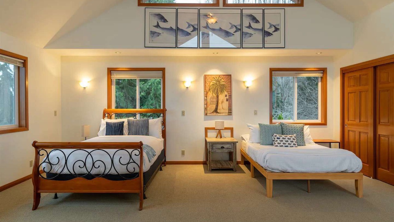 Photo of Others in Kingston