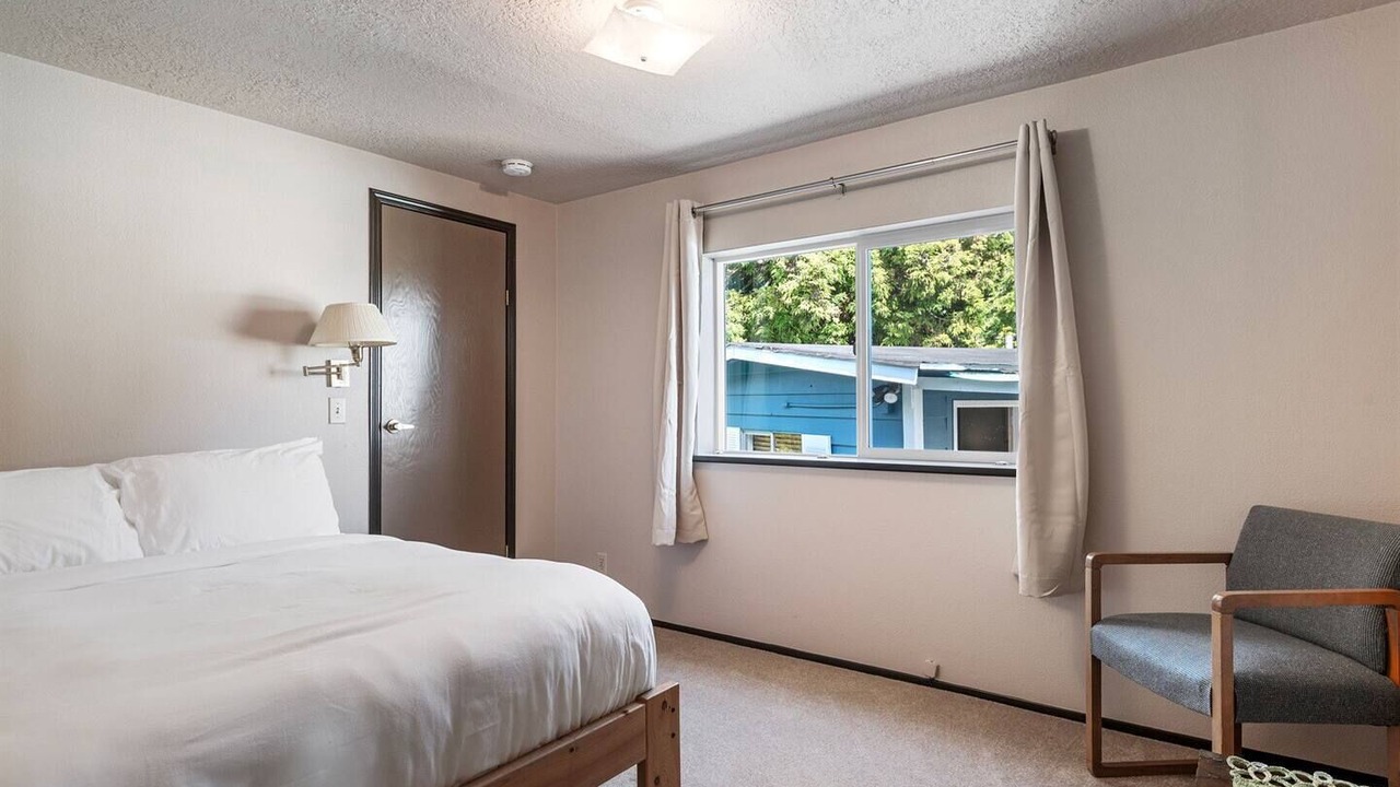 Photo of Others in Kingston