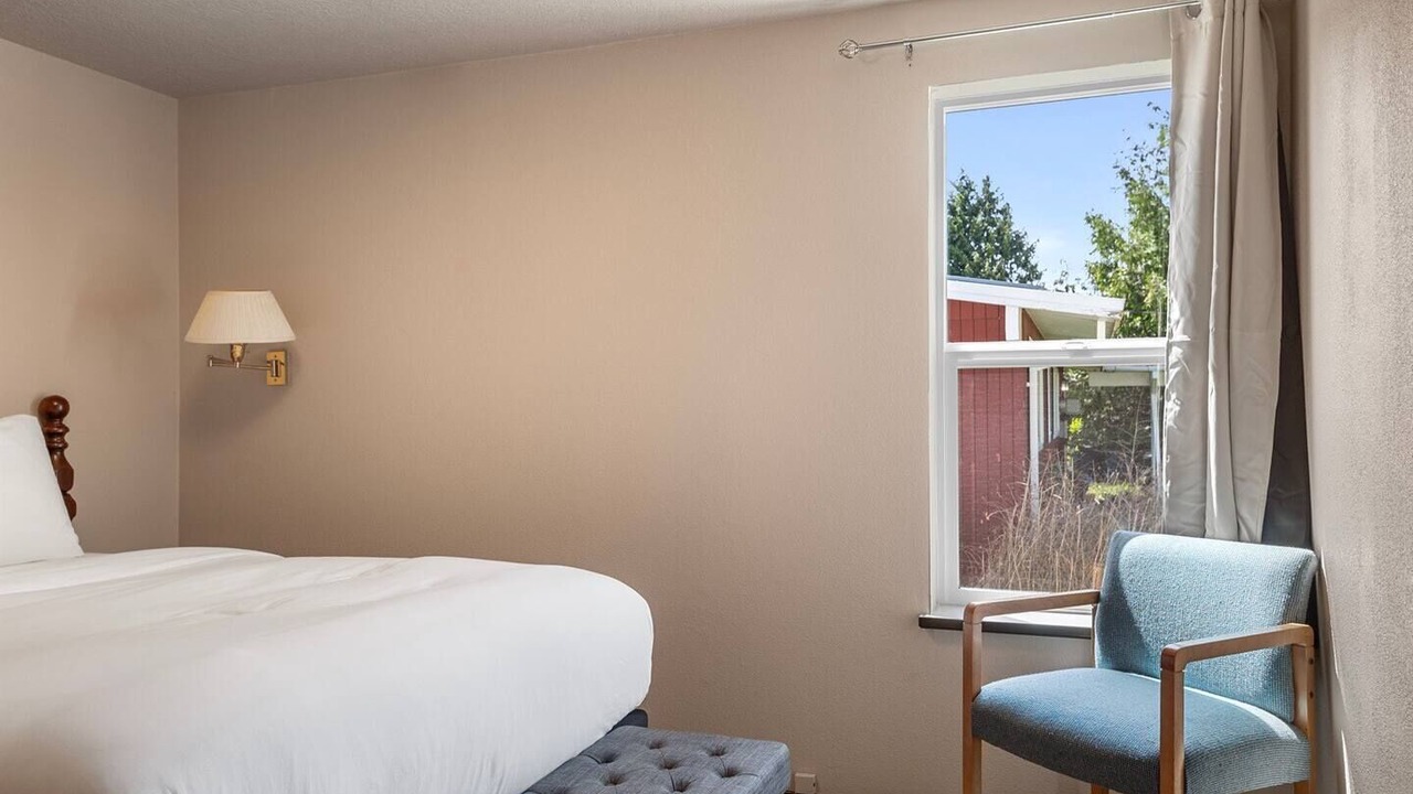 Photo of Bedroom in Kingston