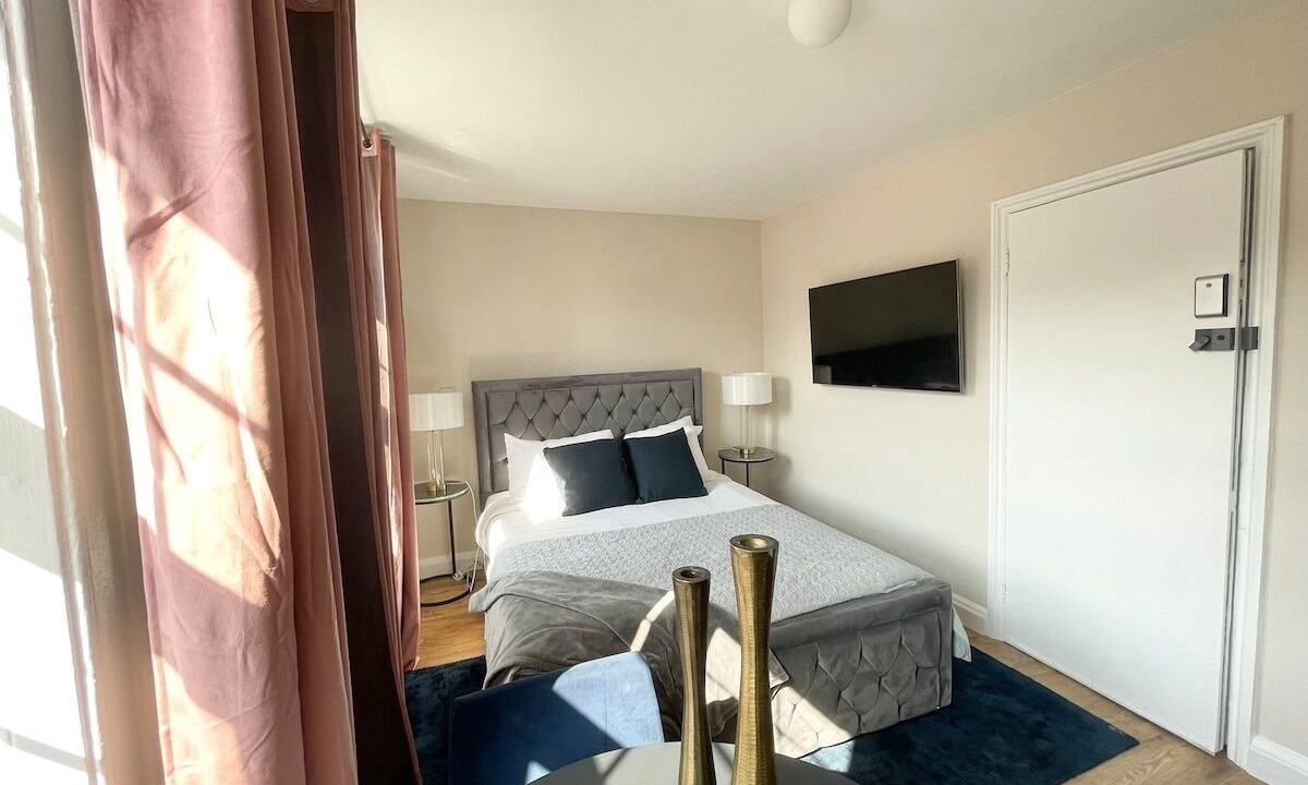 Photo of Bedroom in Somers Town