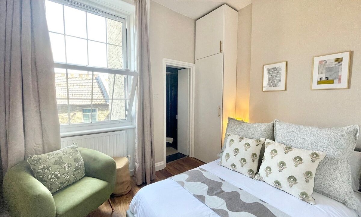 Photo of Bedroom in Euston