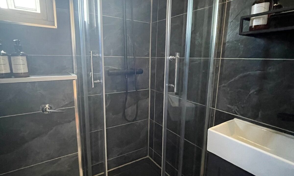 Photo of Bathroom in Euston