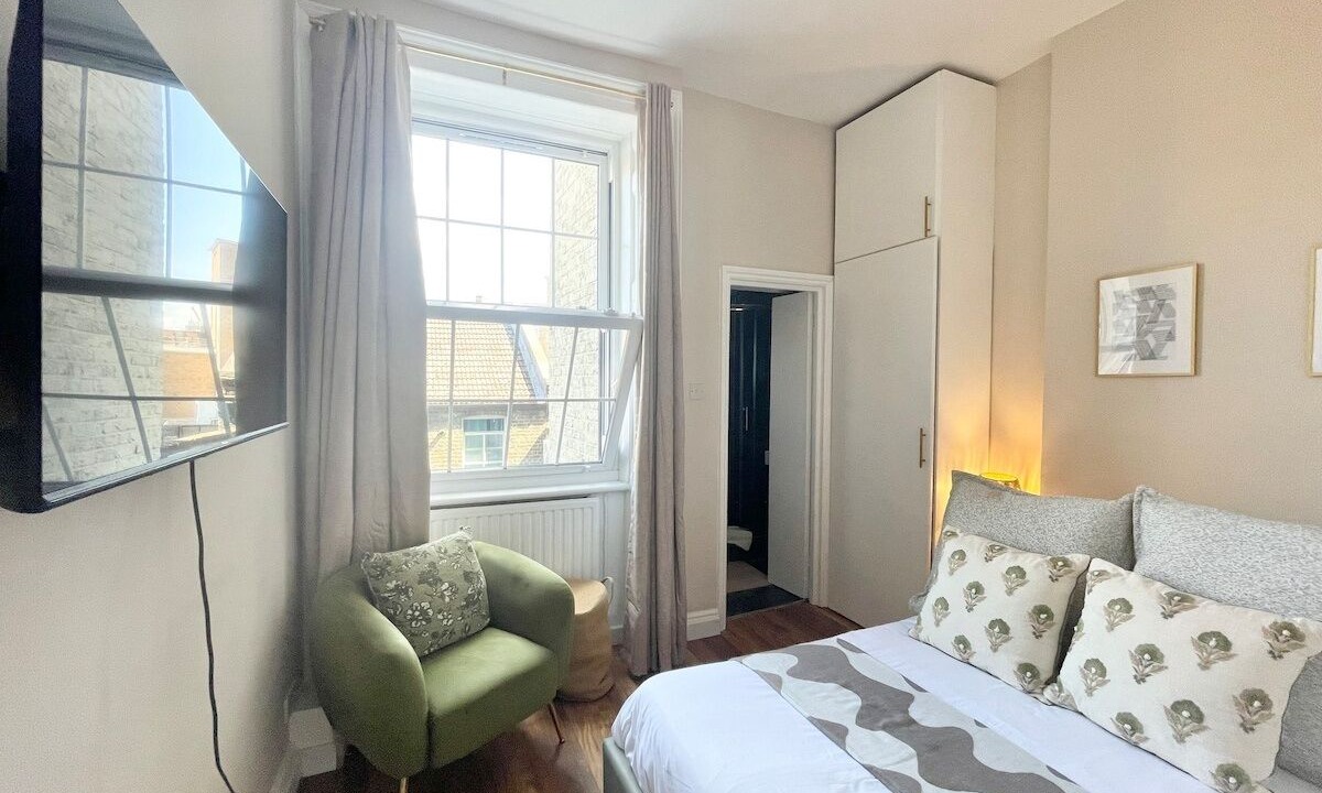 Photo of Bedroom in Euston