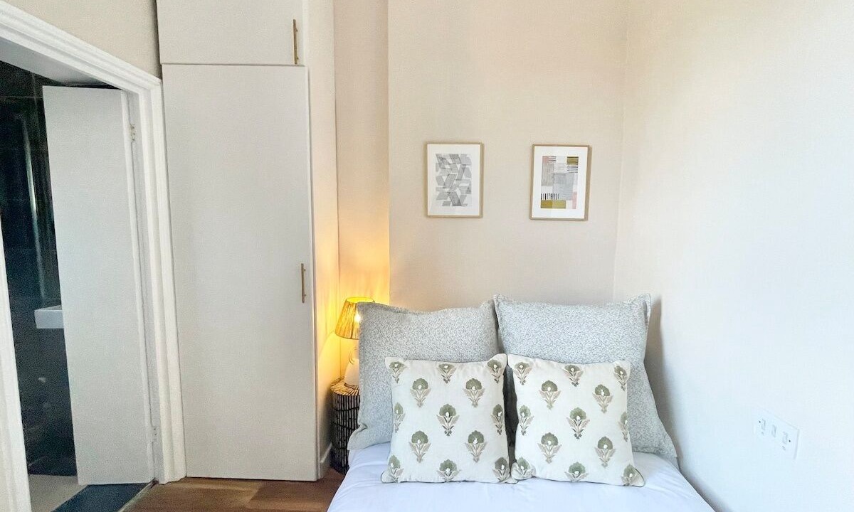 Photo of Bedroom in Euston