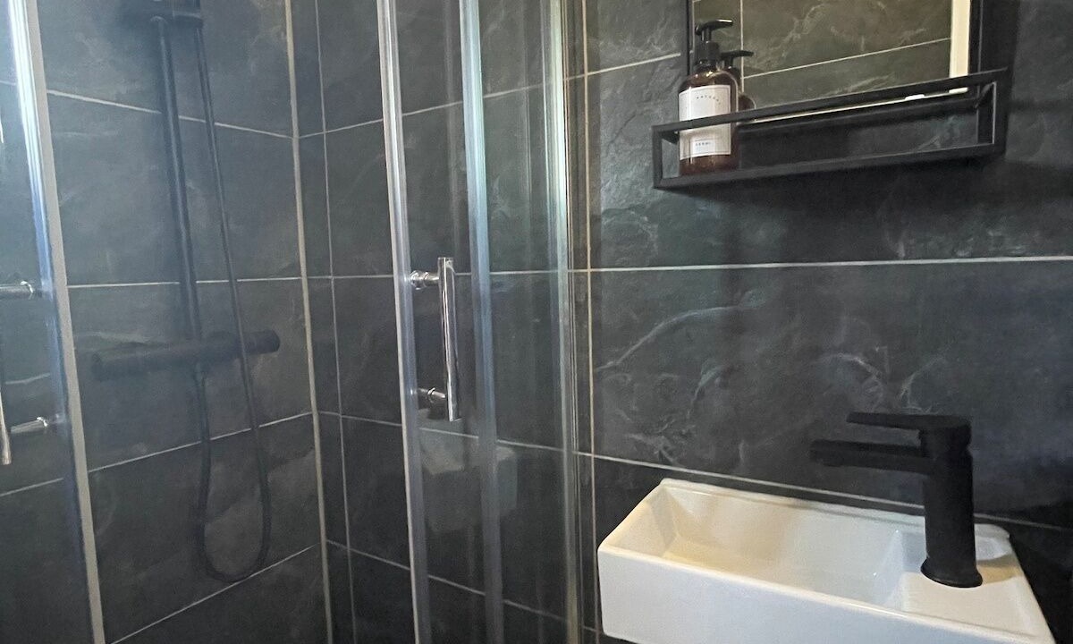 Photo of Bathroom in Euston