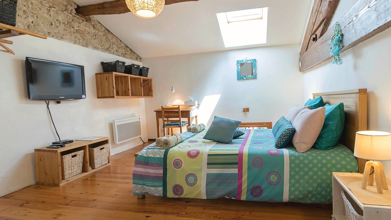 Photo of Bedroom in Calmont