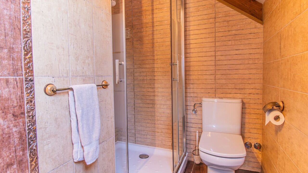 Photo of Bathroom in Senegue