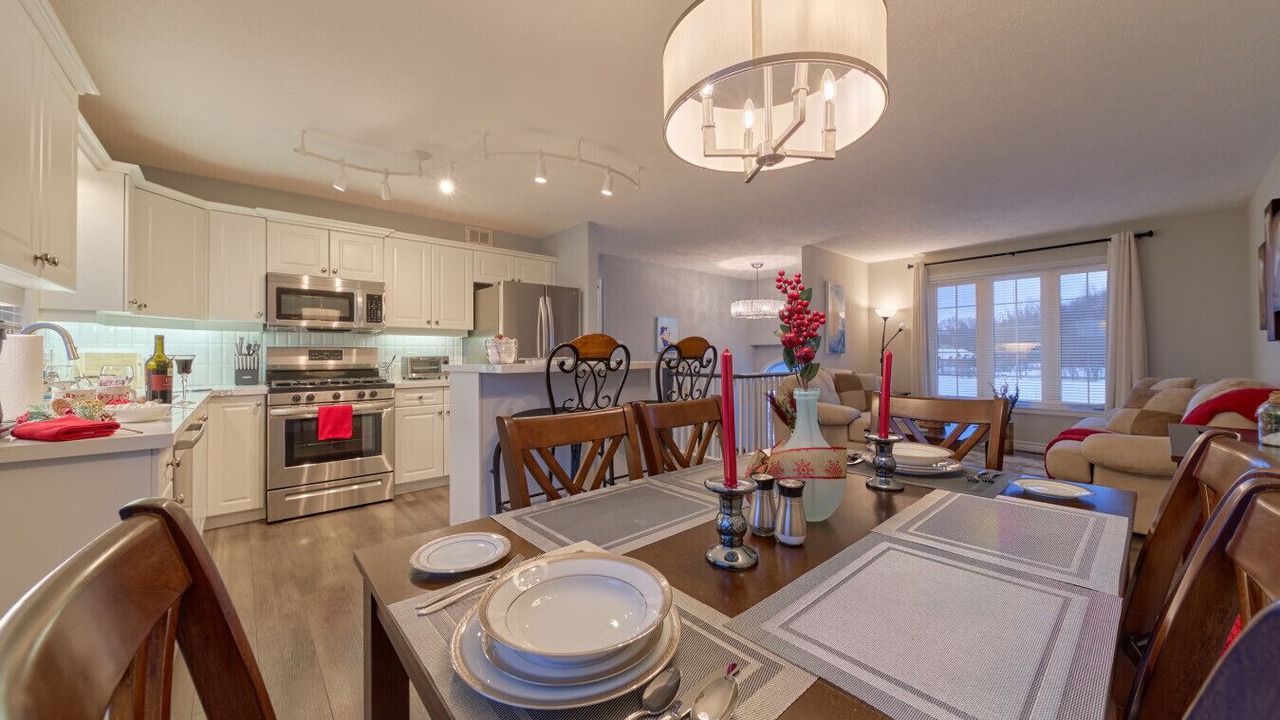 Photo of Bedroom in Meaford