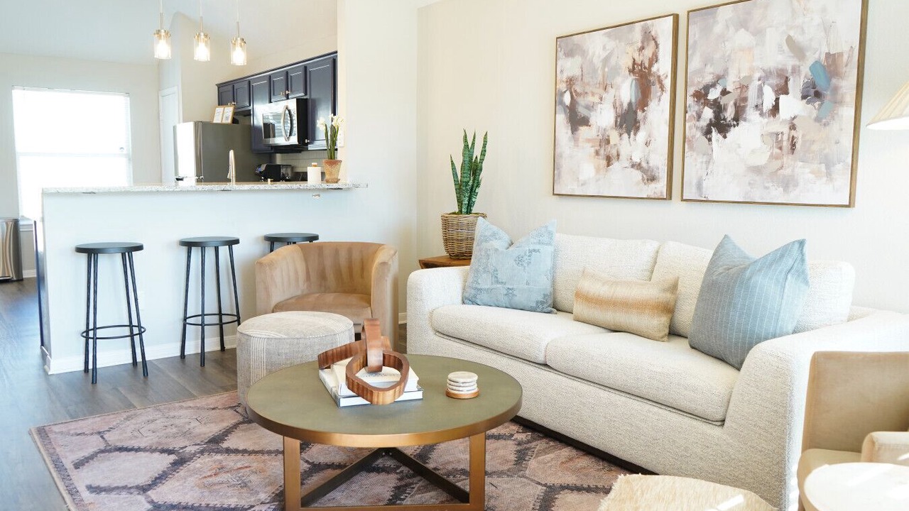 Photo of Livingroom in College Station