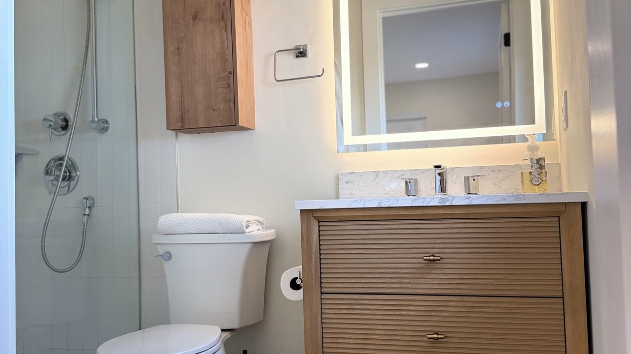 Photo of Bathroom in Tropic Palms