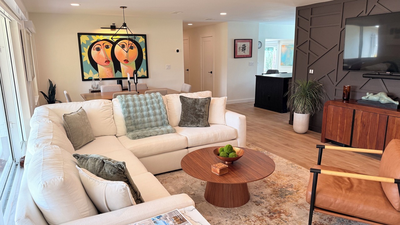 Photo of Livingroom in Tropic Palms