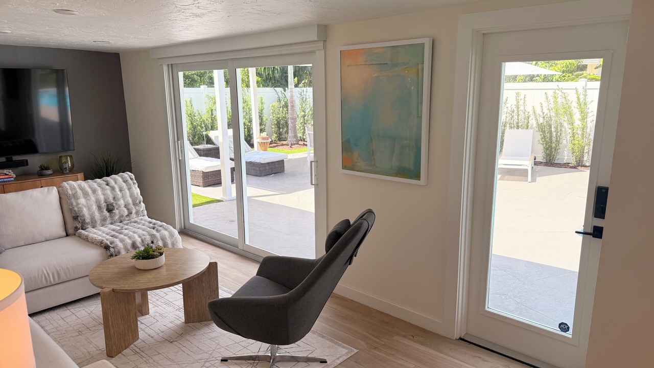 Photo of Livingroom in Tropic Palms