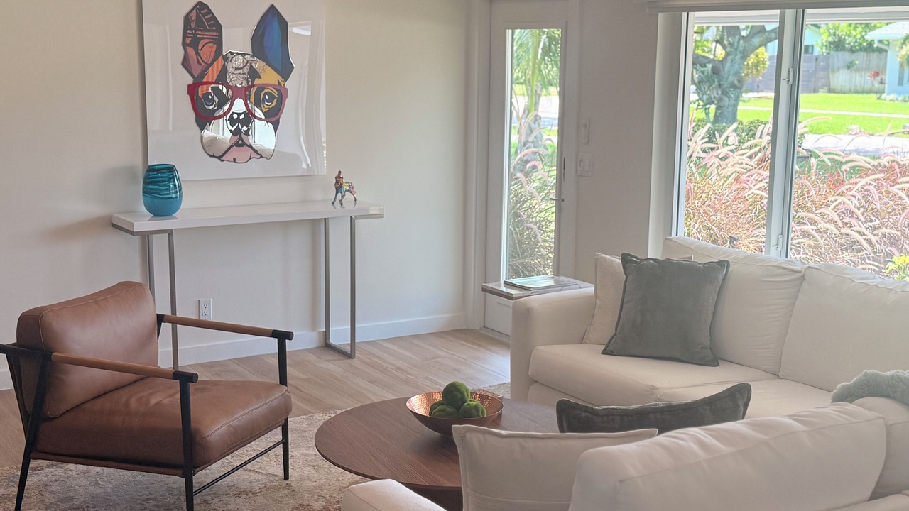 Photo of Livingroom in Tropic Palms