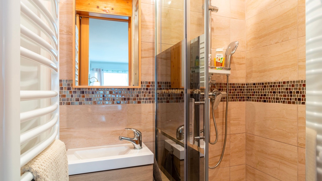 Photo of Bathroom in Ergue-Gaberic