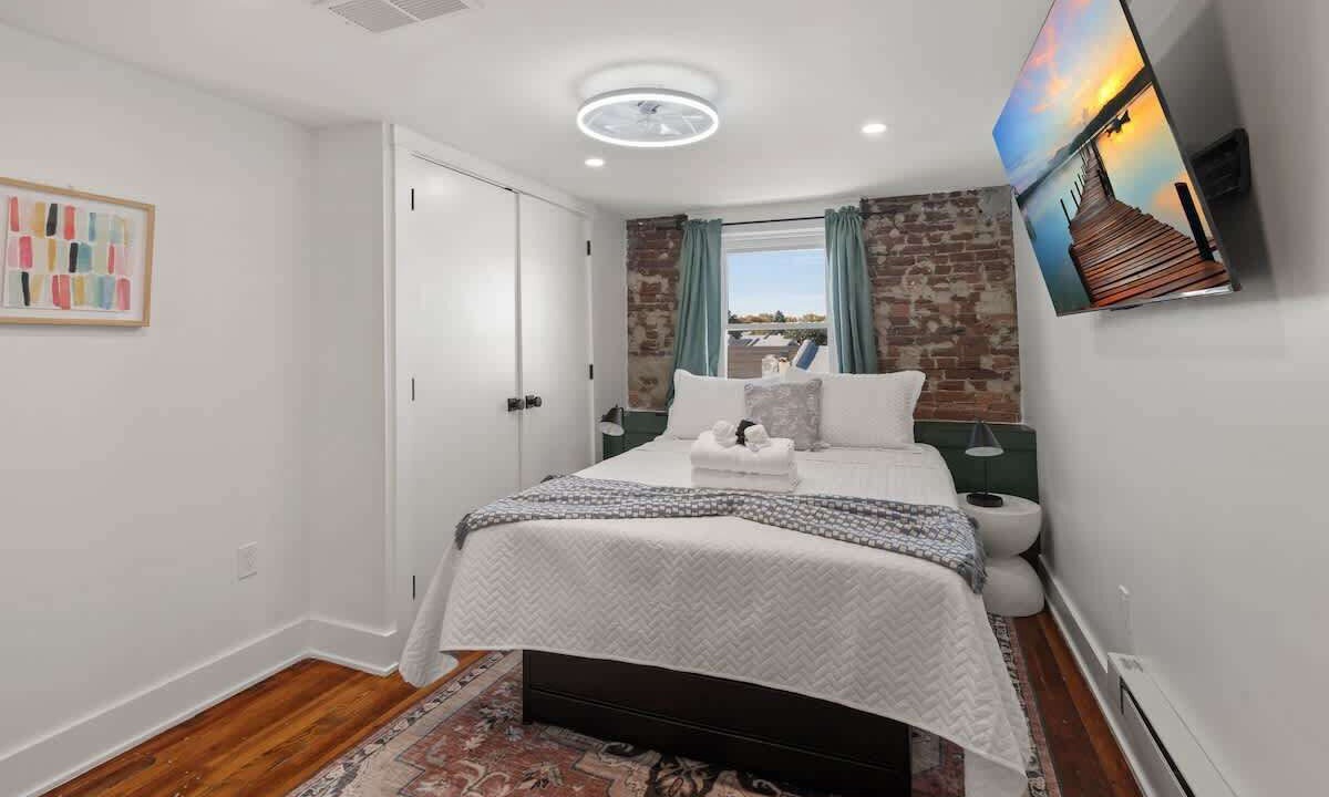 Photo of Bedroom in Delair