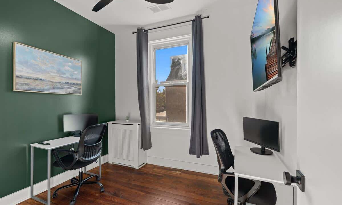 Photo of Others in Delair