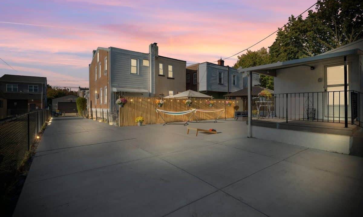 Photo of Others in Delair