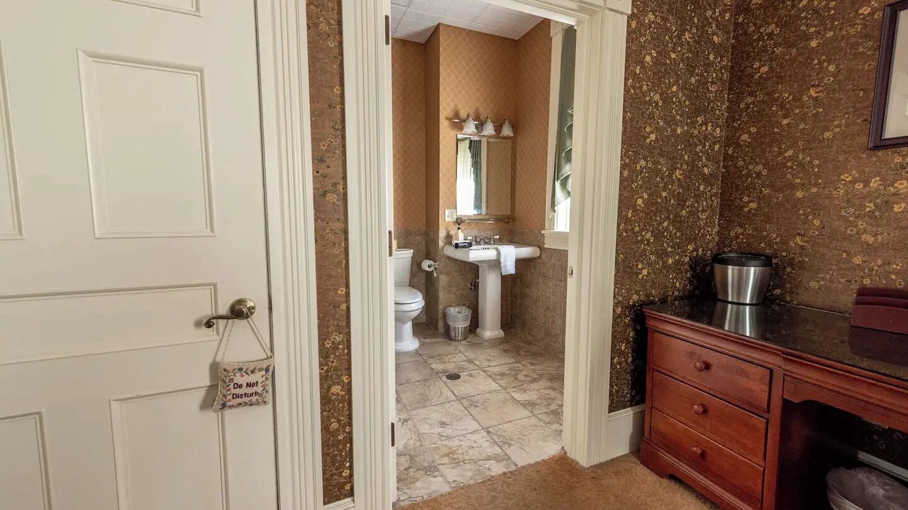 Photo of Bathroom in Geneseo