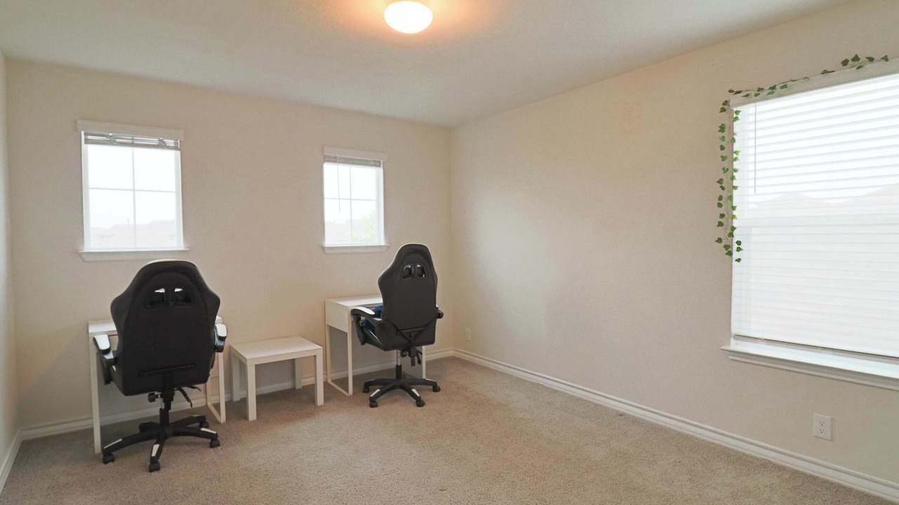 Photo of Bedroom in Medina Valley