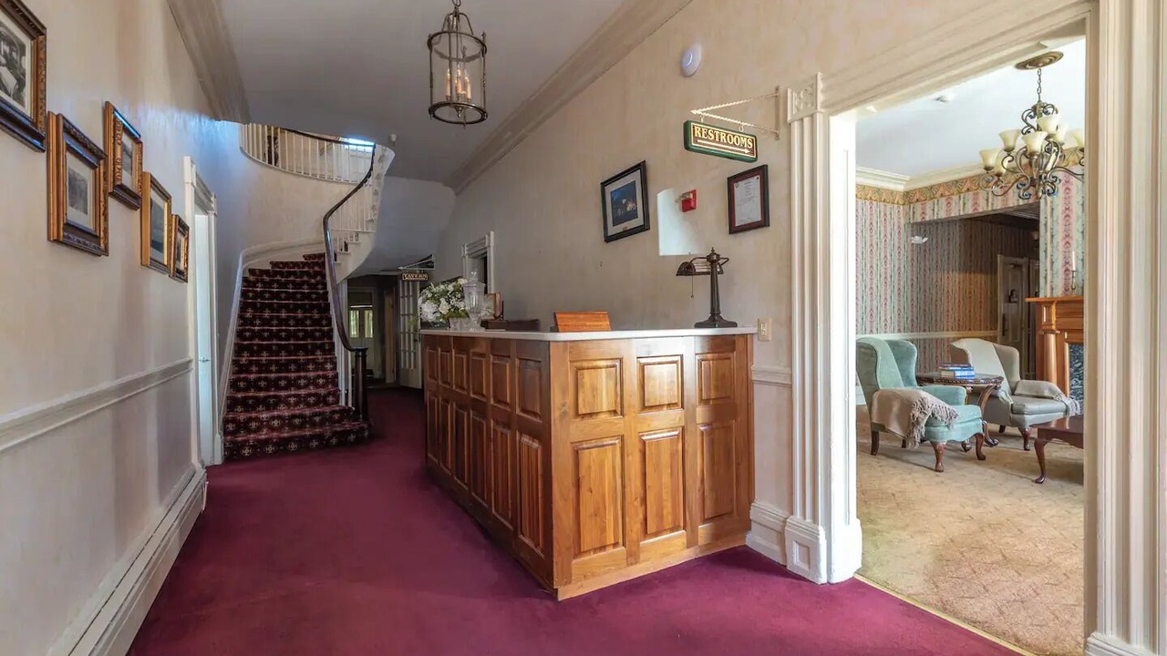 Photo of Others in Geneseo