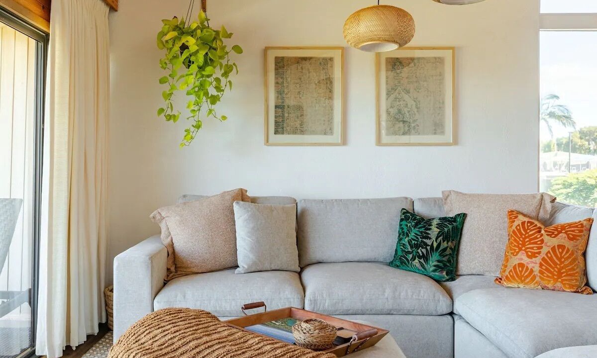 Photo of Livingroom in Waikoloa Village