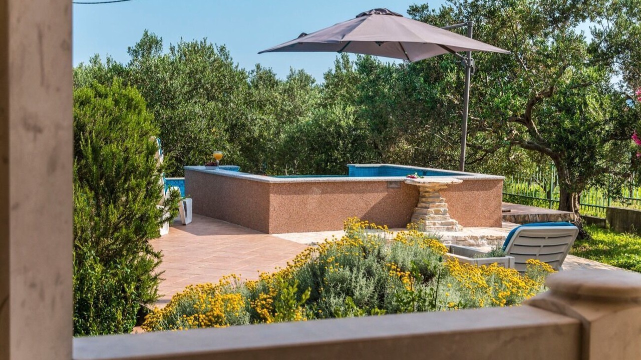 Photo of Patio Balcony in Rudine