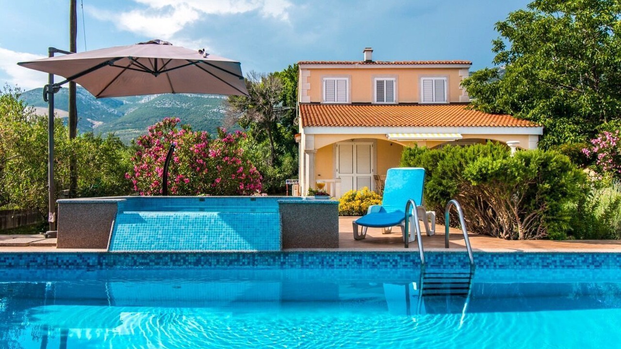 Photo of Outdoor in Rudine