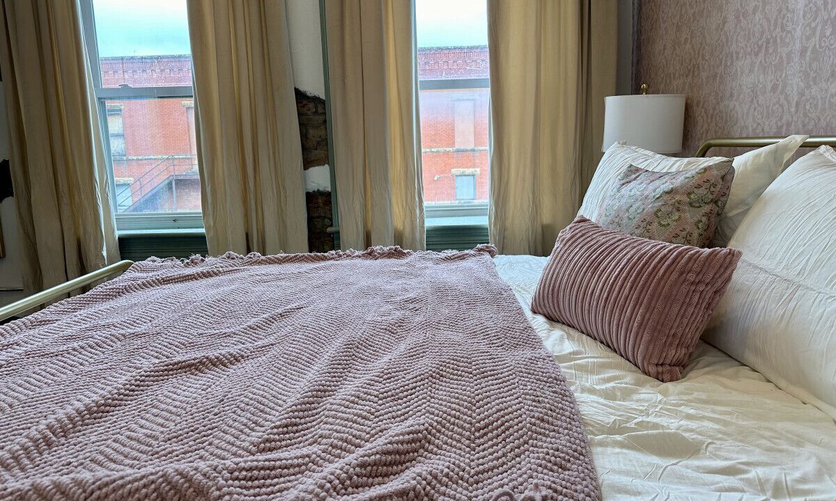 Photo of Bedroom in Okemah