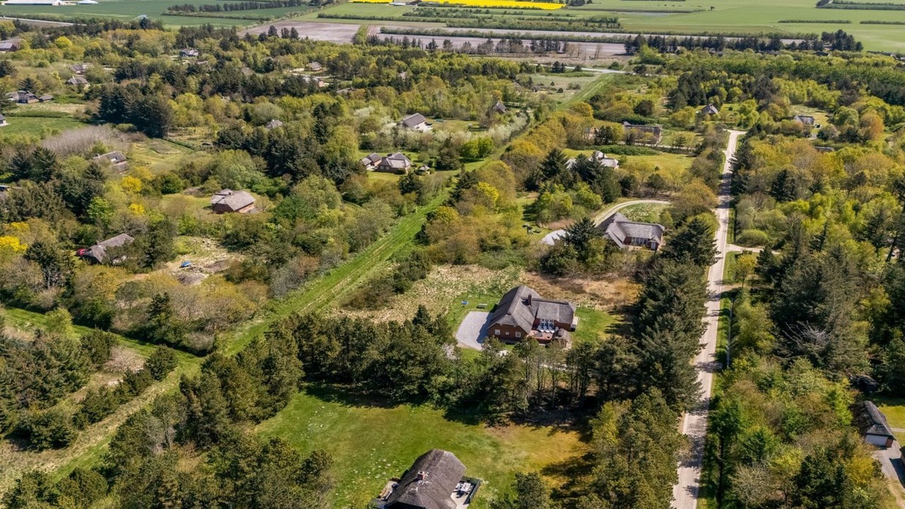 Photo of Others in Øhuse