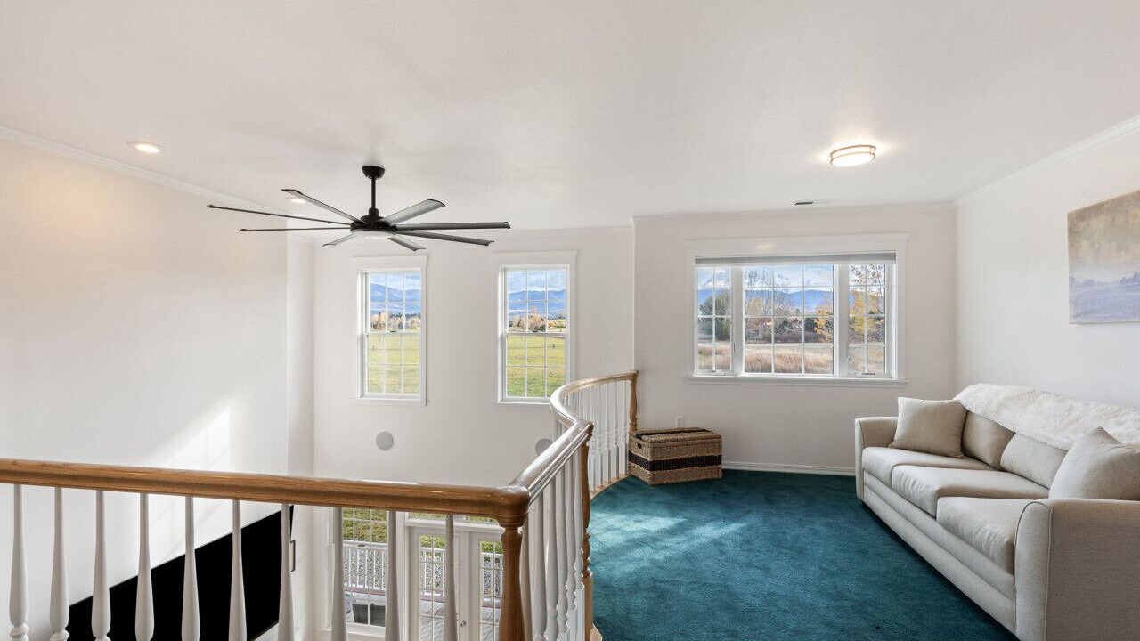 Photo of Livingroom in Corvallis