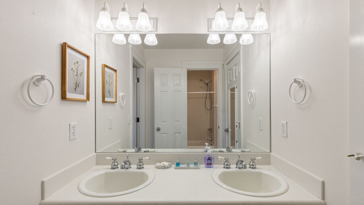 Photo of Bathroom in Corvallis