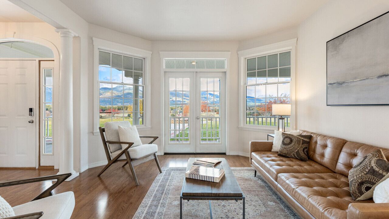 Photo of Livingroom in Corvallis