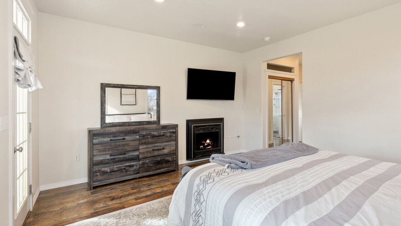 Photo of Bedroom in Corvallis