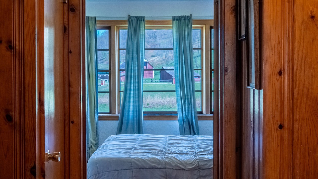 Photo of Bedroom in Gay
