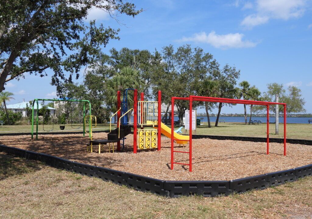 Photo of Others in Gulf Cove