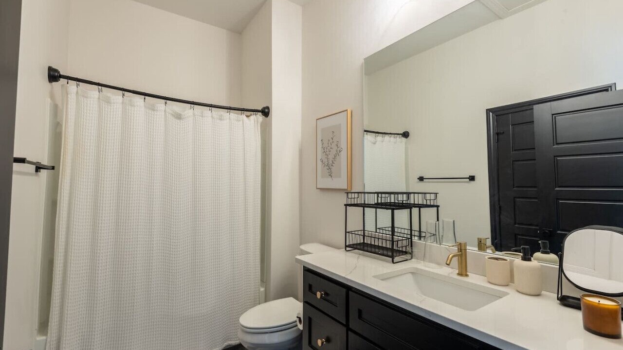 Photo of Bathroom in Pettaway