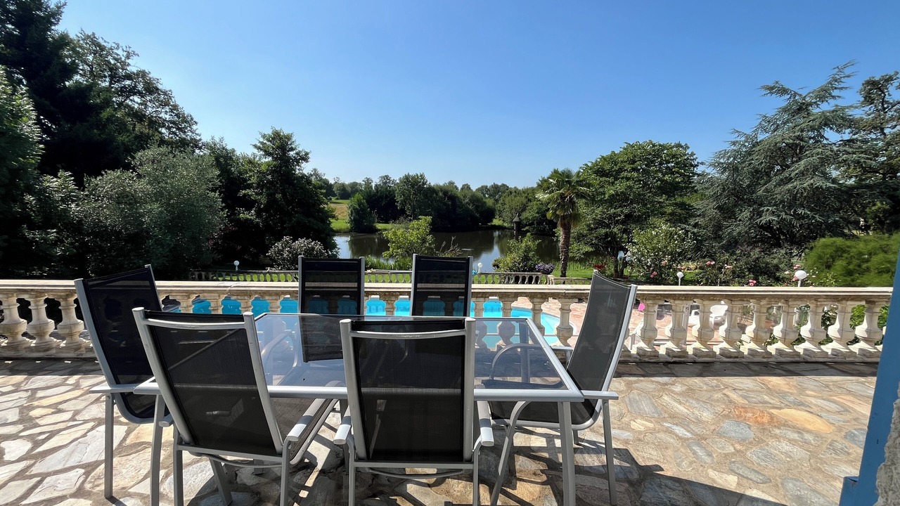 Photo of Outdoor in Mazirat