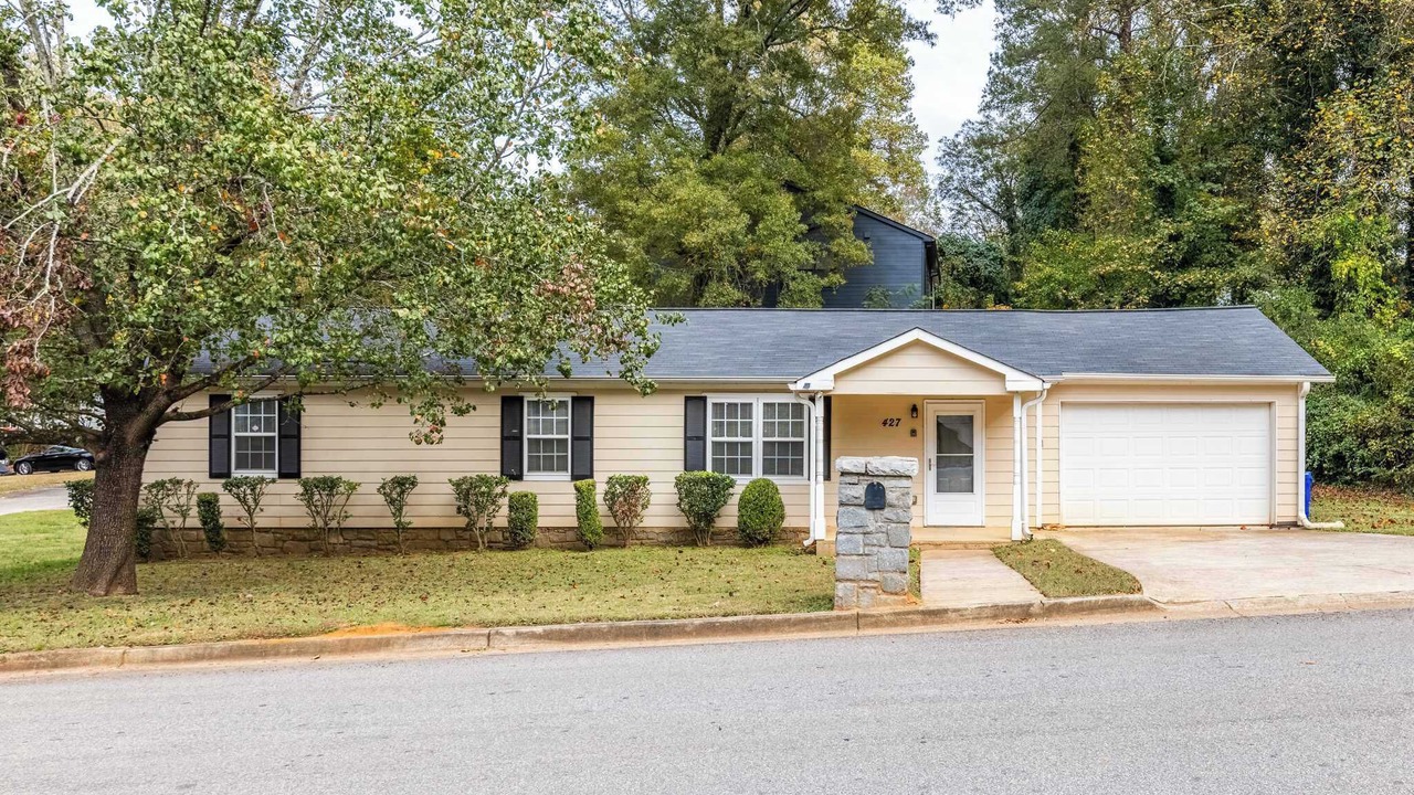 Photo of Outdoor in Scottdale