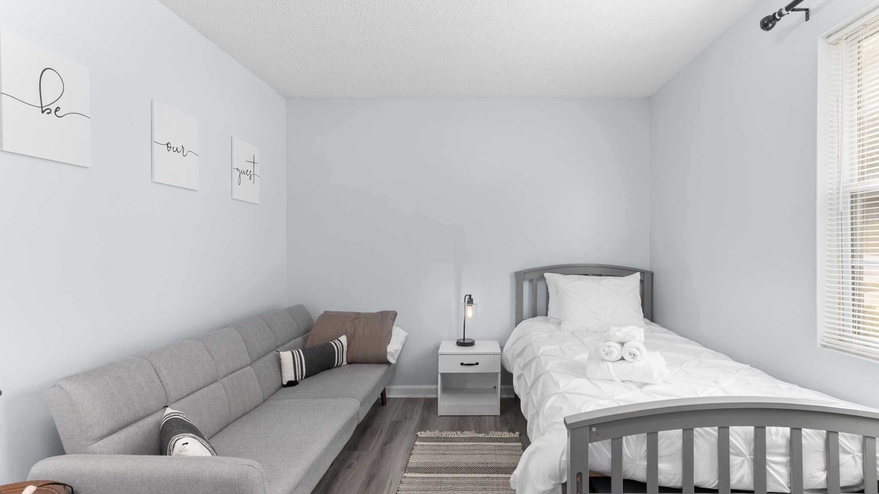 Photo of Bedroom in Scottdale