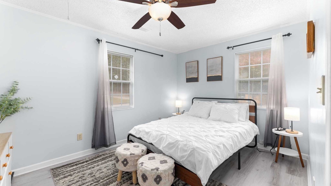 Photo of Bedroom in Scottdale