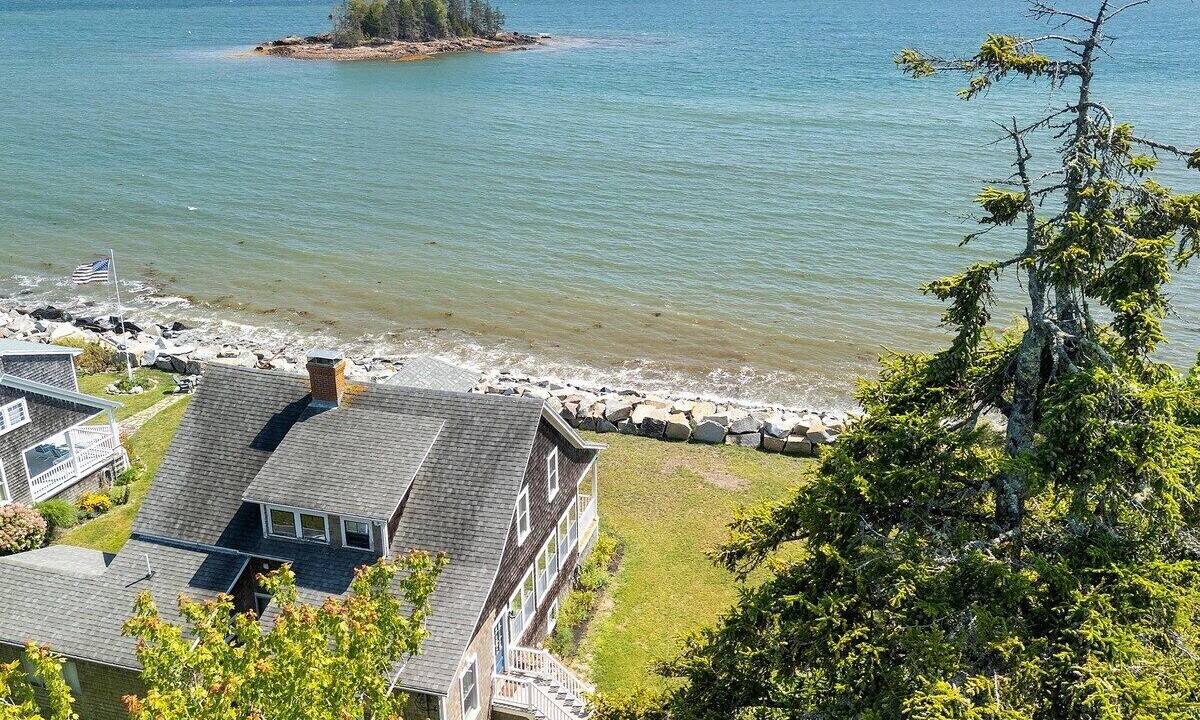 Photo of Outdoor in Owls Head