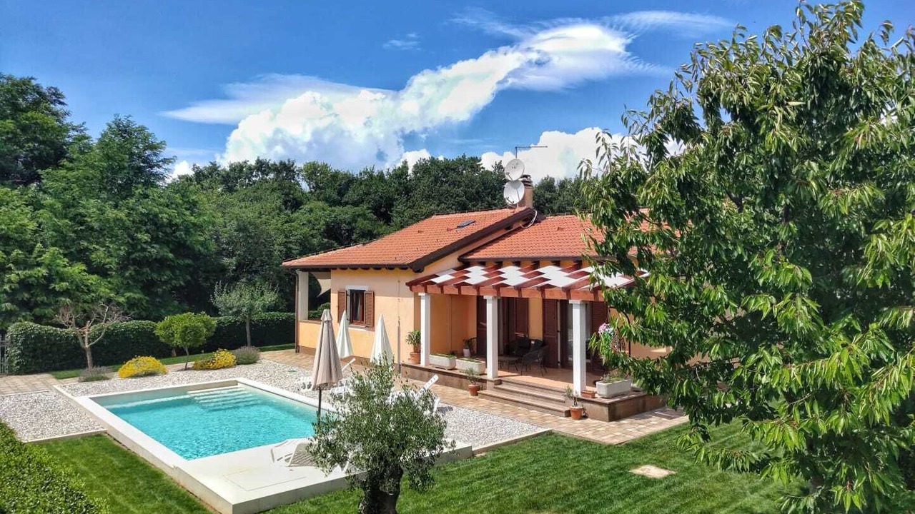 Photo of Outdoor in Buzinija
