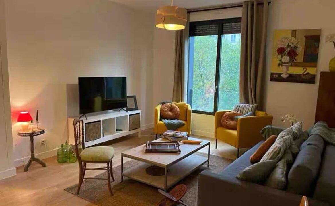Photo of Livingroom in Arsenal